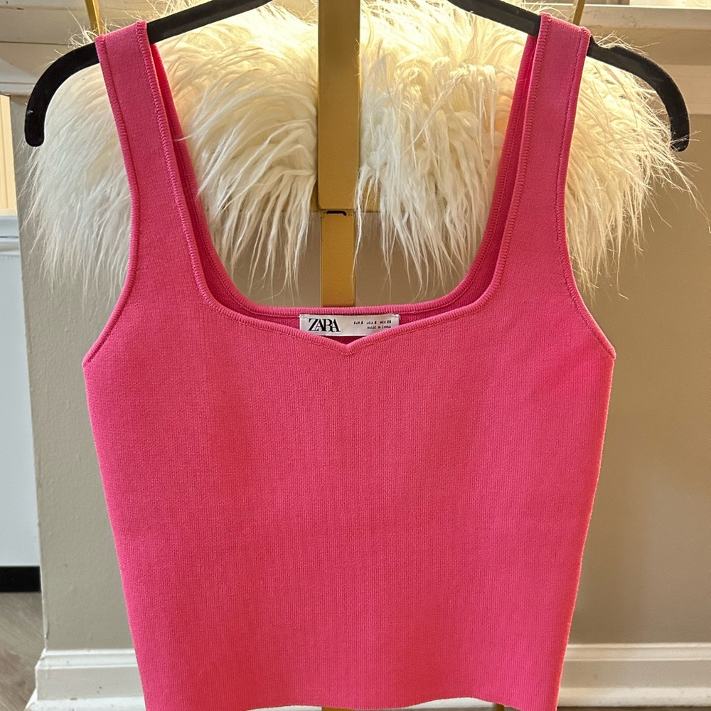 NWOT Zara Bright Pink Crop Top